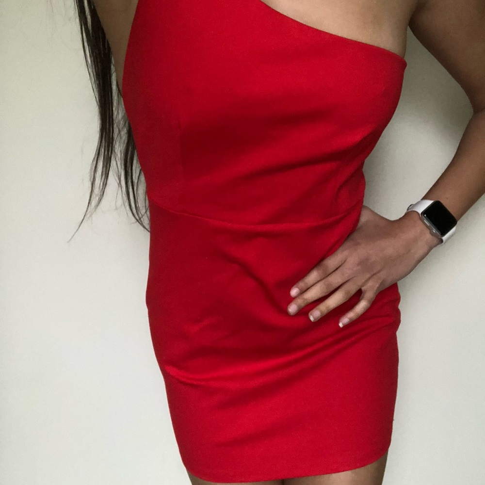 one shoulder dress